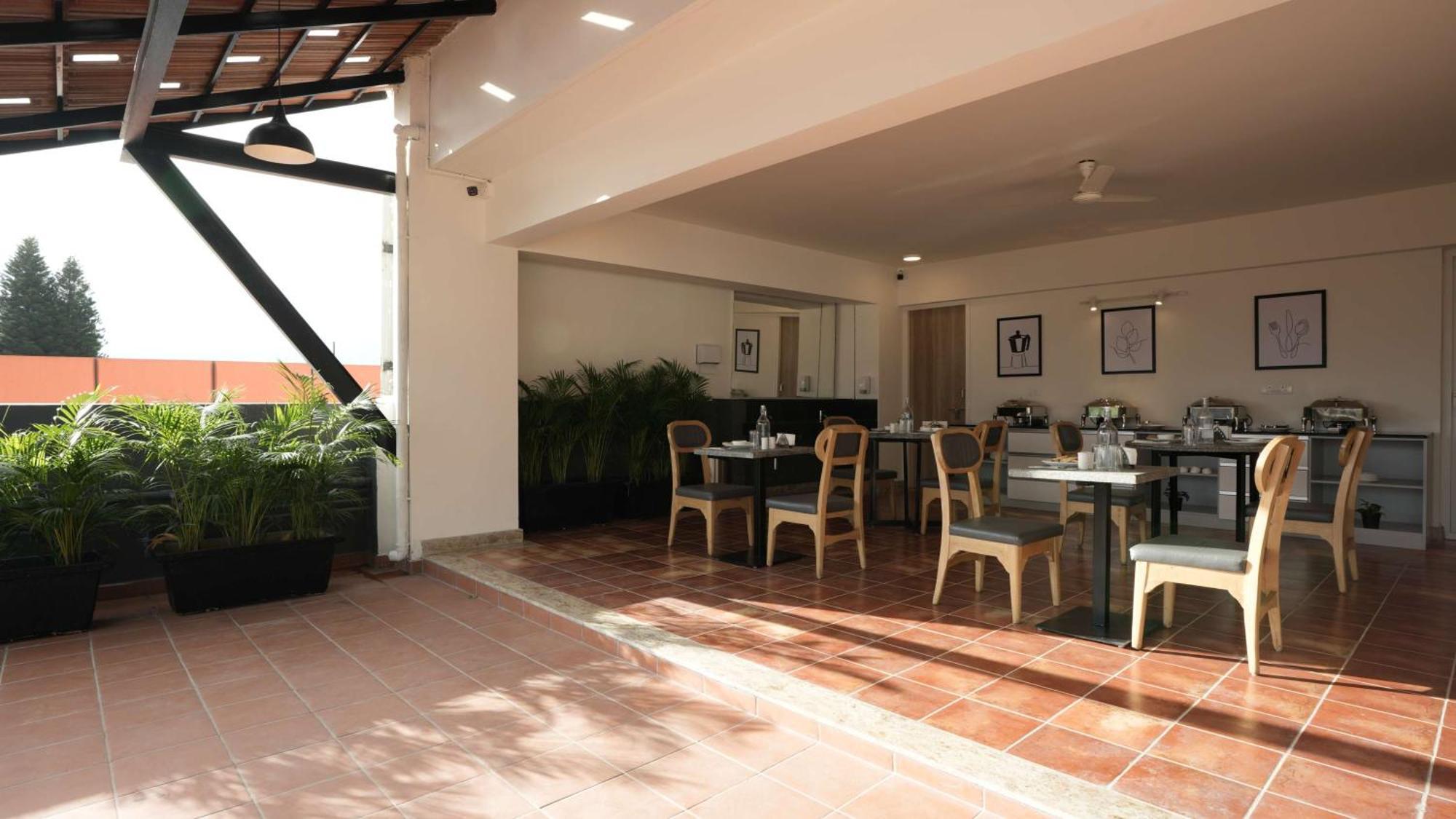 Wandr Hotel- Near Mg Road Bengaluru Zewnętrze zdjęcie